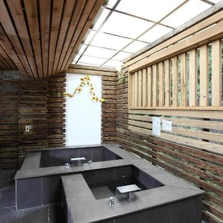 Hotel Hotspring World Wulai Zewnętrze zdjęcie
